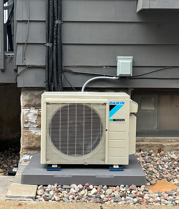 A Dainkin mini-split ductless air conditioning unit installed by Niebuhr Plumbing, Heating, and Air Conditioning in La Crosse, WI.